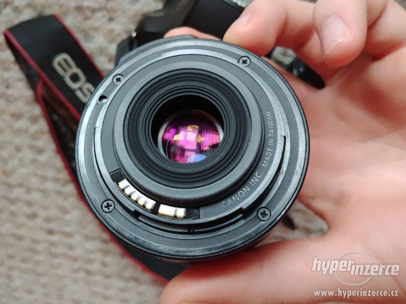 Canon EOS 1000D, 18-55 IS - foto 8
