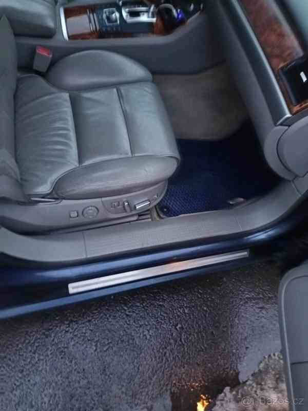 Audi A8 - foto 9