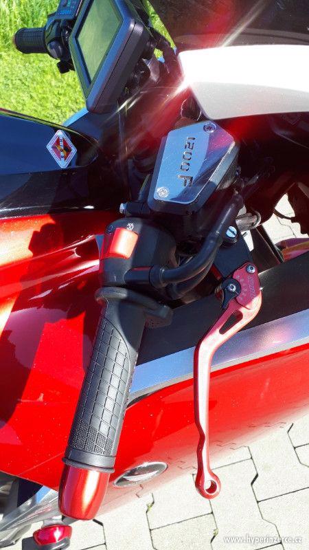 Prodám Honda VFR 1200F - foto 6