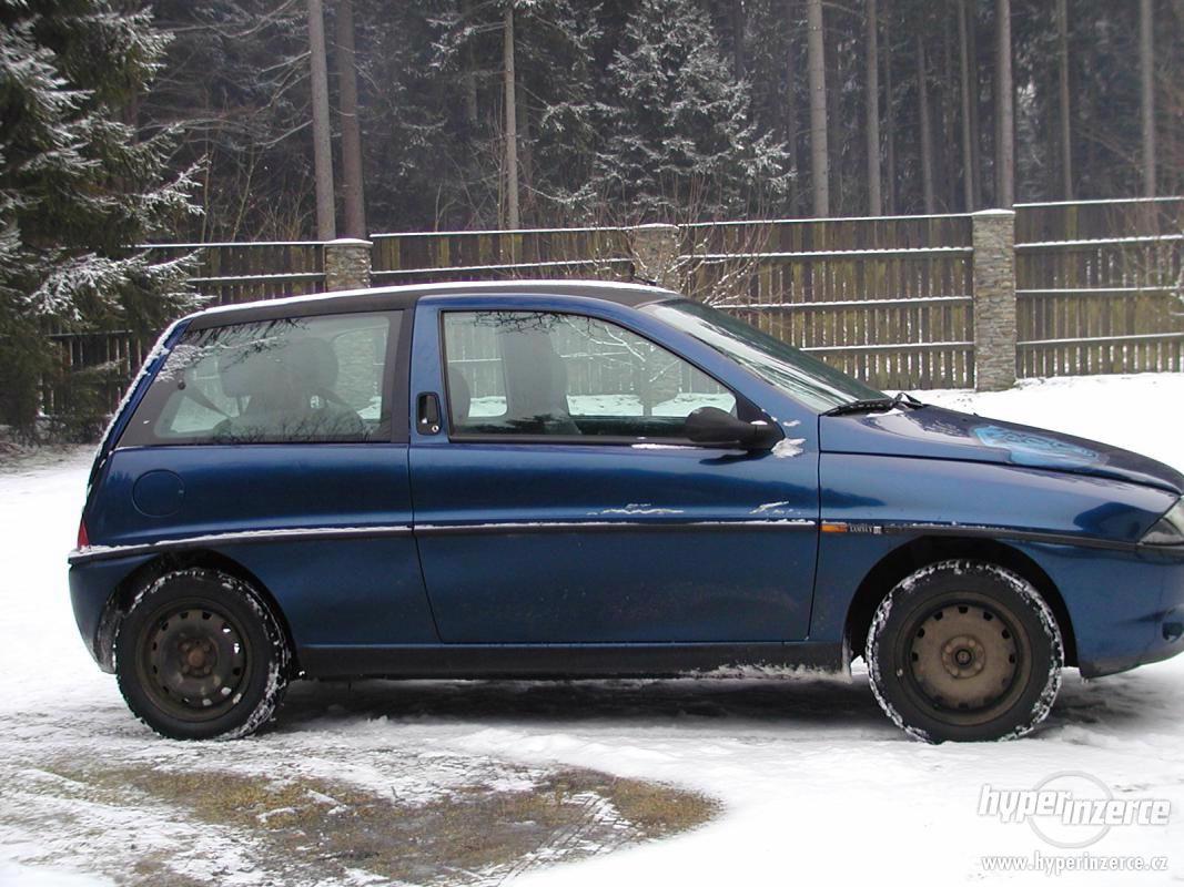 lancia Y - foto 1