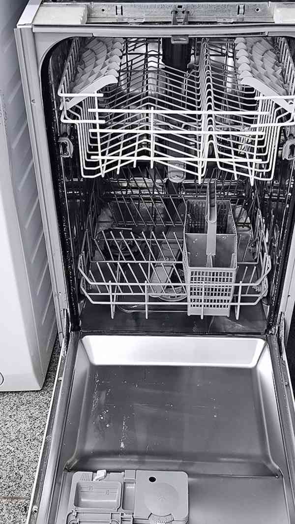 Myčka nádobí plně integrovaná WHIRLPOOL, display - foto 2