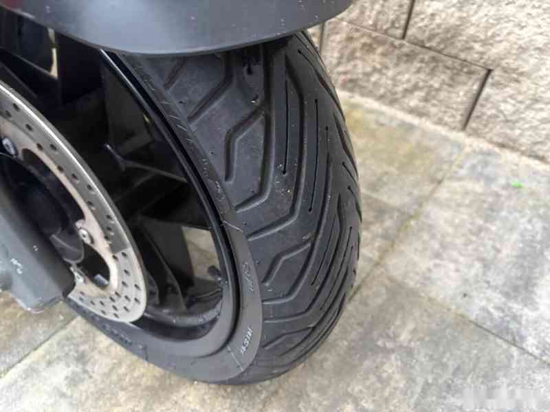 Yamaha X max 250 2009 - foto 12