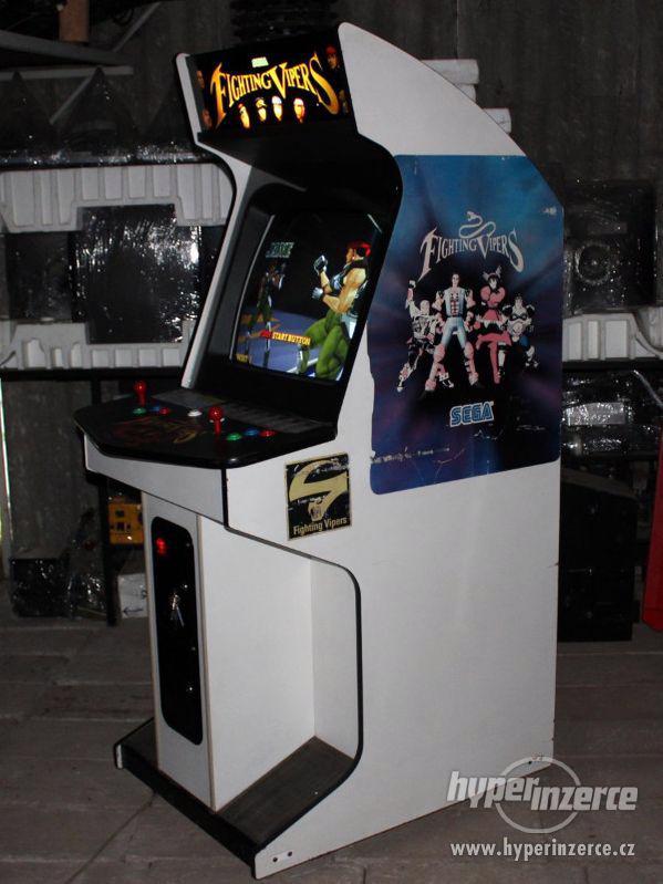 Zábavní herní hrací automat Fighting Vipers / SEGA - foto 1