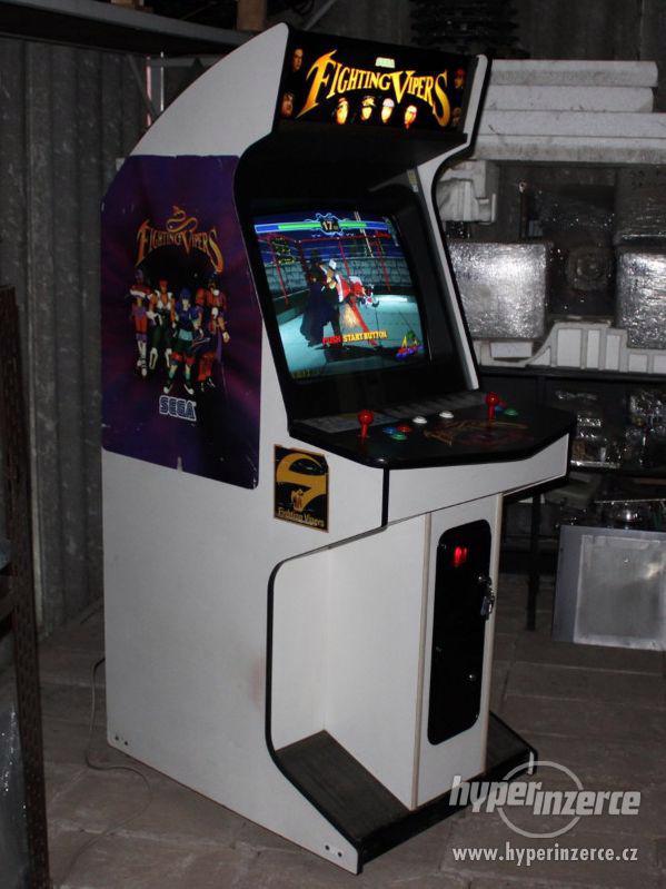 Zábavní herní hrací automat Fighting Vipers / SEGA - foto 2