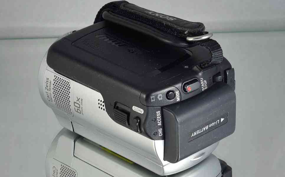 Videokamera: Sony DCR-SR37E 60x o.zoom*60GB p.disk - foto 6