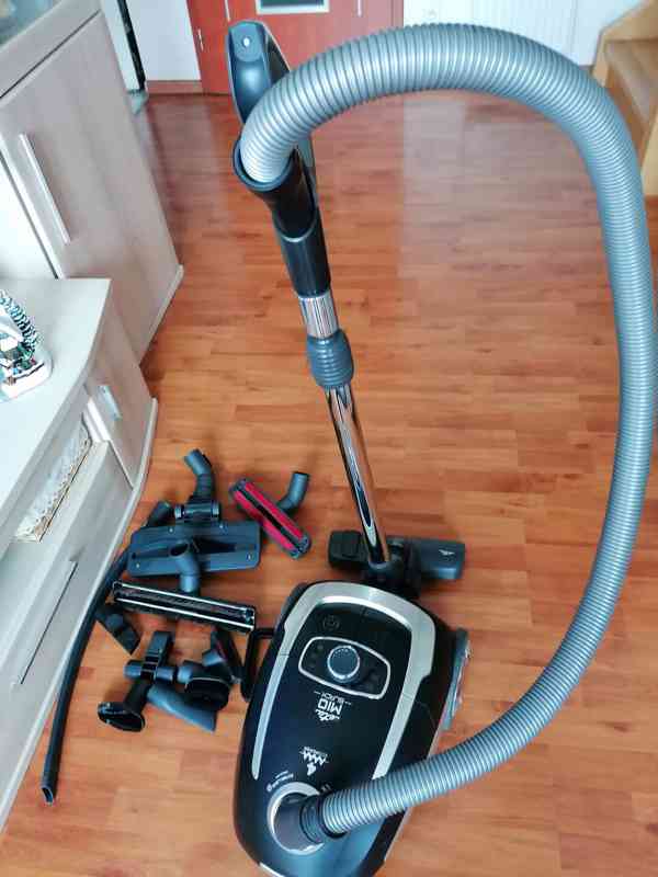 Vysavač ETA Mio II Animal AAAA