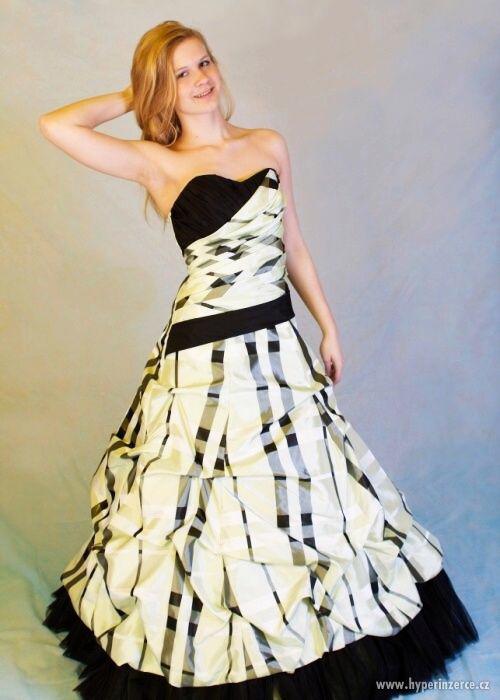 Společenské šaty plesové i večerní aj. 2 x 110ks dovoz USA - foto 9