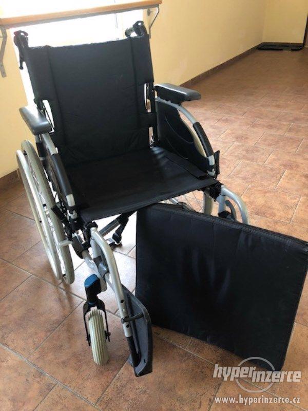 Invalidní vozík Invacare (kod 243b) - foto 1