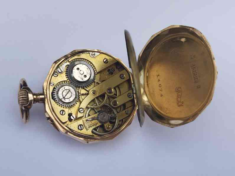 Zlaté 14k staré hodinky jeptišky, hranaté, funkční - foto 12
