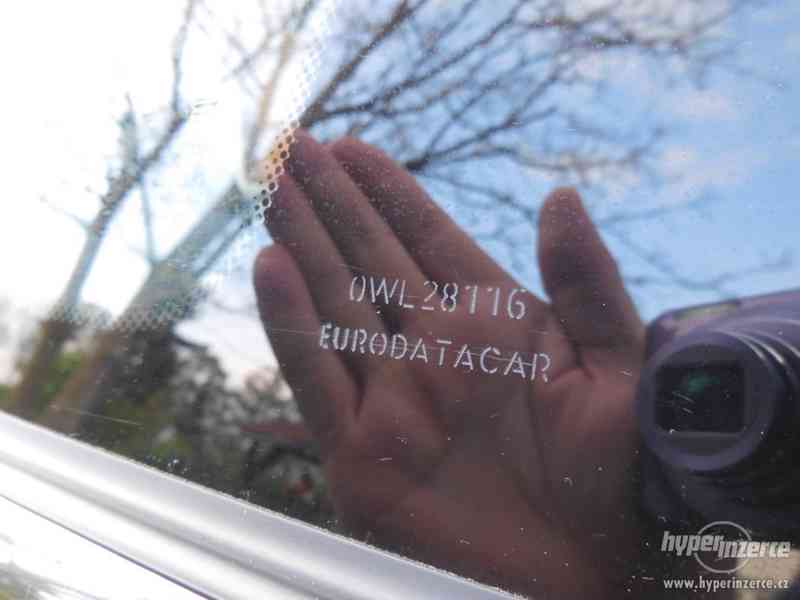 MINI COUNTRYMAN One D 1.6 90 rok 2013 najeto 39 tis.km - foto 13