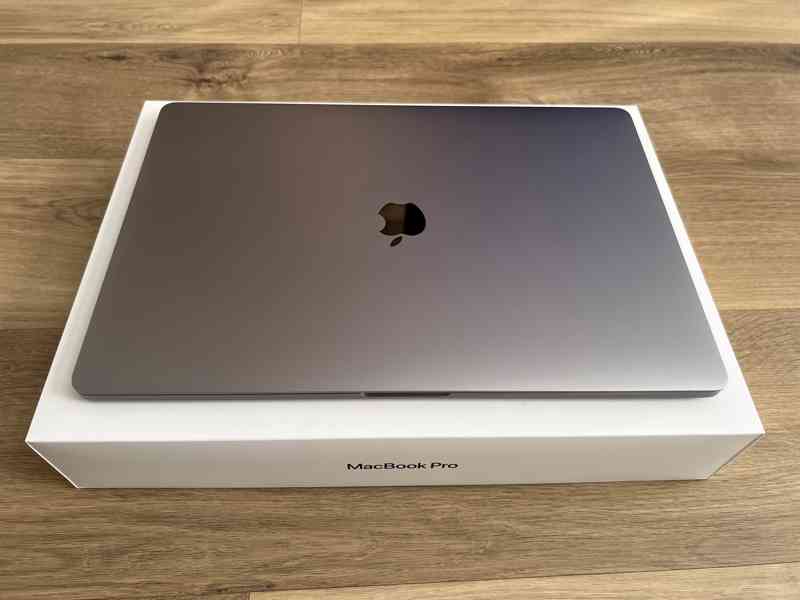 Apple MacBook Pro 16" - foto 2