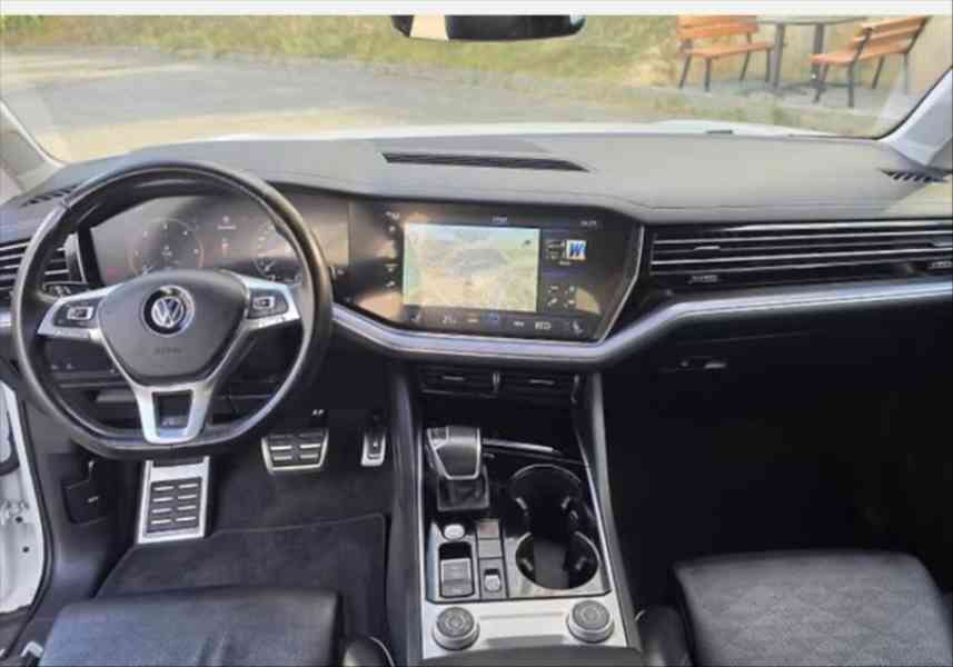 Volkswagen Touareg 3,0 - foto 6