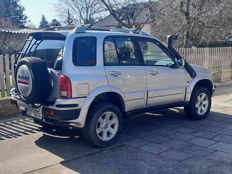 Suzuki Grand Vitara 2,5   V6 automat - foto 12