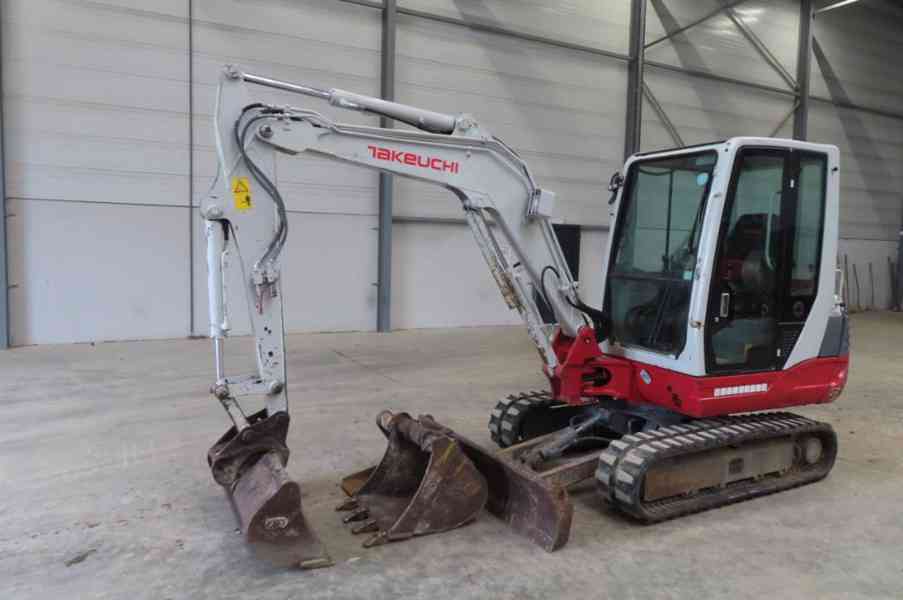 Takeuchi TB235 - foto 1