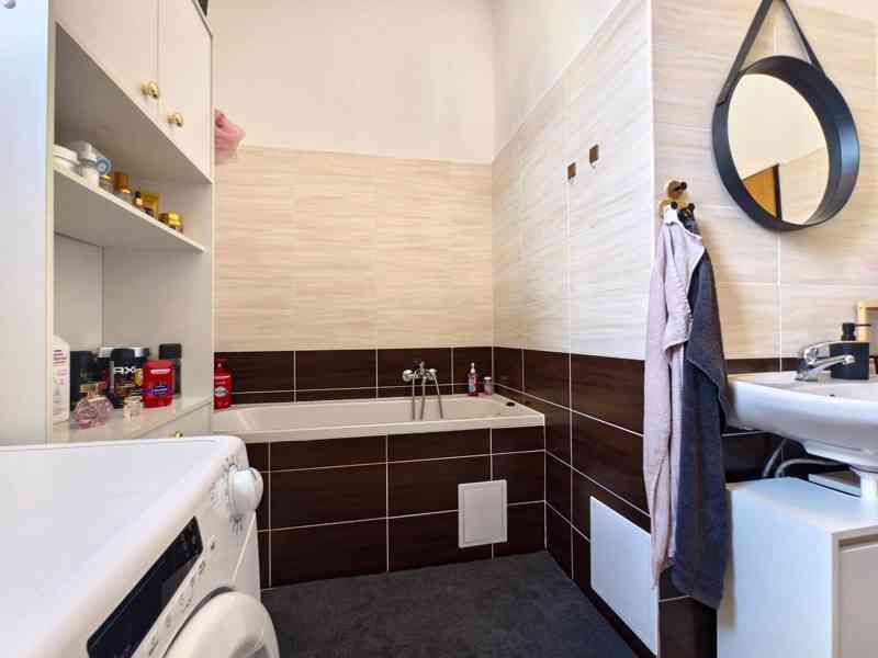 Pronájem 2+kk, 60m2+park. (Stráž pod Ralskem, nám. 5.května) - foto 3