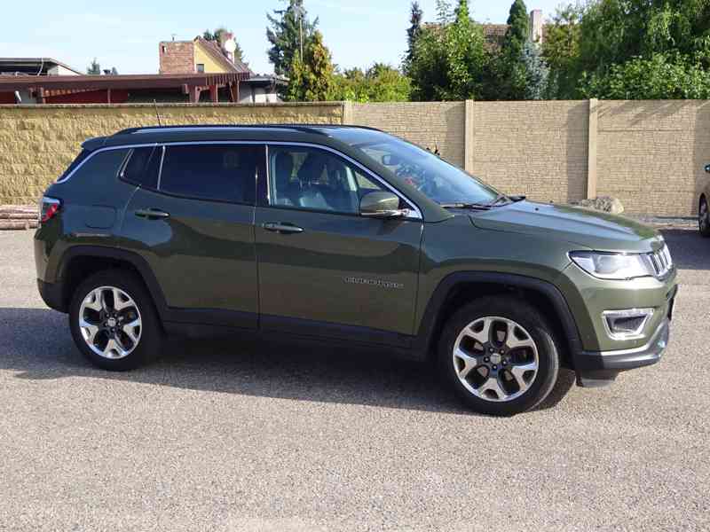 Jeep Compass 1.4 MultiJet r.v.2019 1.Maj.serv.kníž - foto 2