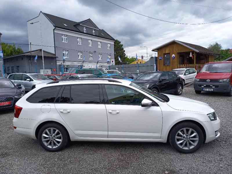 ŠKODA Octavia Combi 1,4TSi Ambition PLUS ČR - foto 6