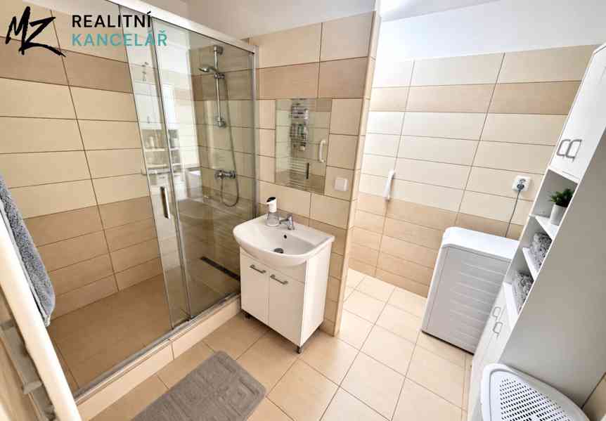 Prodej bytu 4+1 75 m² Chropyně, Nádražní - foto 6