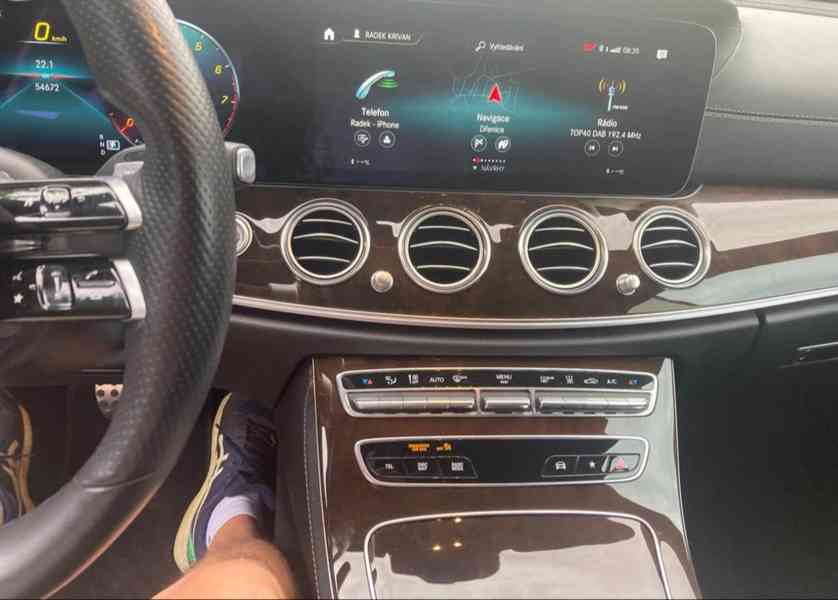 Mercedes-Benz Třídy E, E 450 4Matic - foto 7