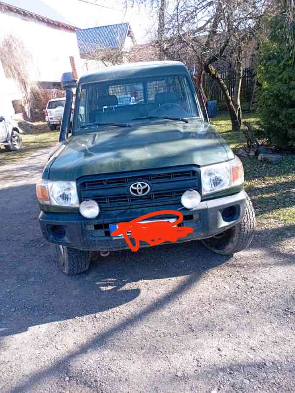 Toyota LandCruiser HZJ 78 - foto 1
