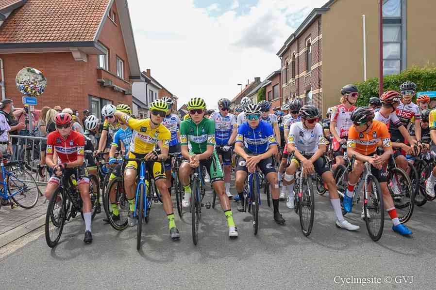 the curious case - foto 1