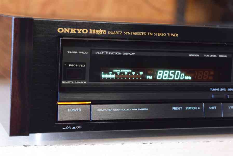 ONKYO T-9990 ŠPIČKOVÝ HIEND TOP MODEL STEREO TUNER - foto 2