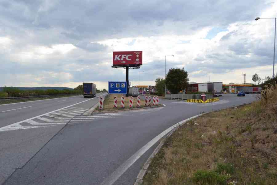 KFC D5 Shell hledá zaměstnance - foto 1