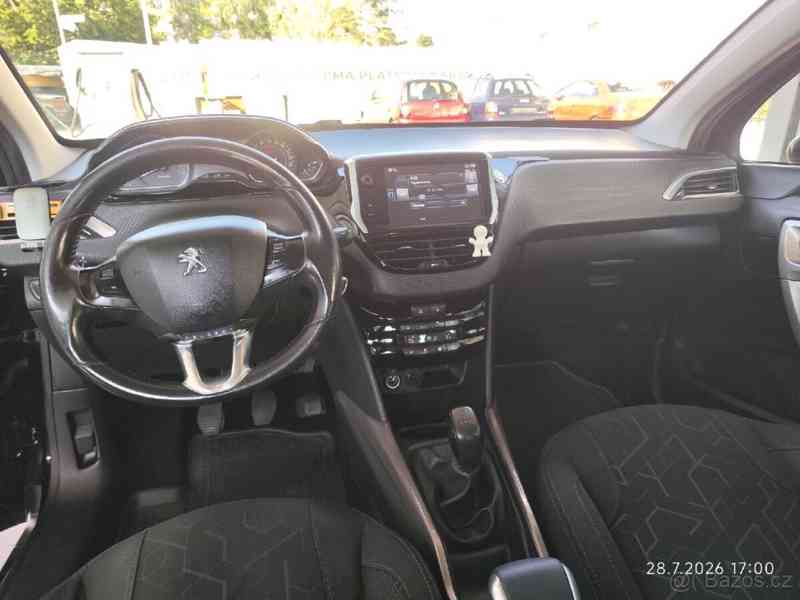 Peugeot 2008 - foto 4