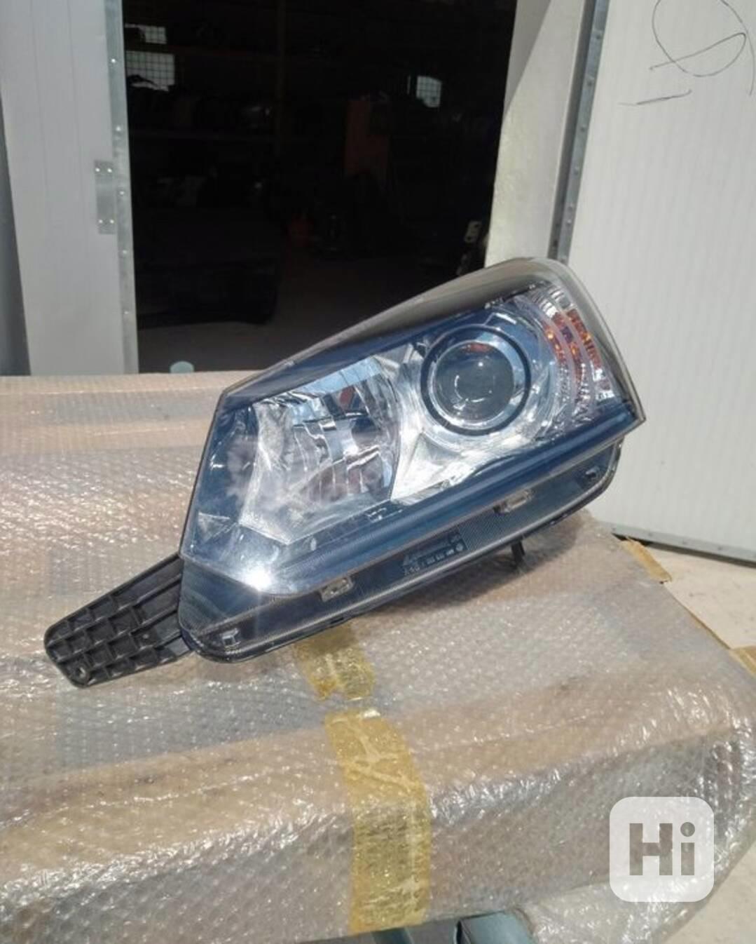 Xenon skoda yeti lift levy svetlo leve xenony - foto 1