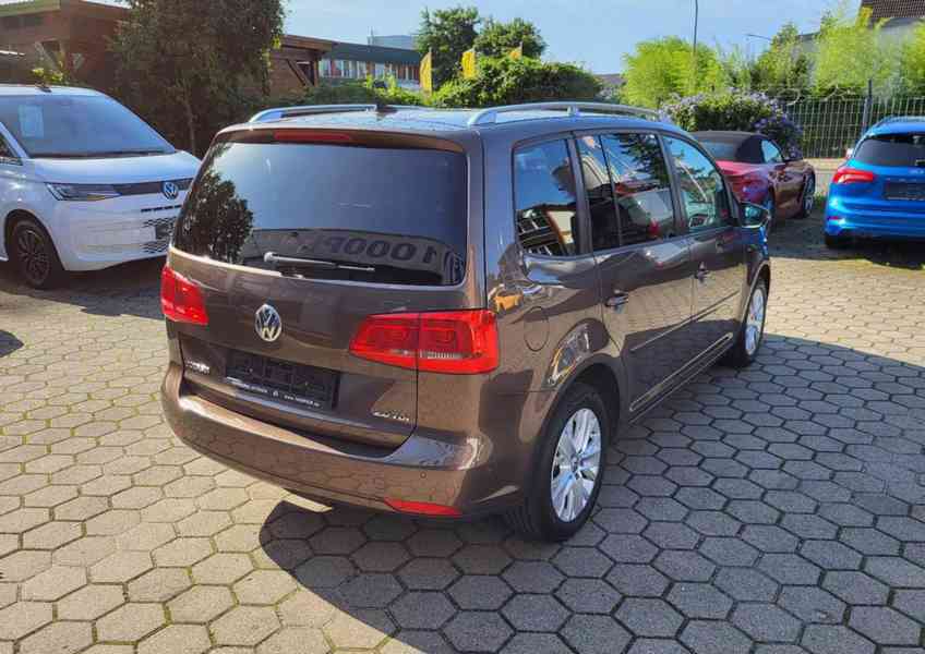 Volkswagen Touran 2.0 TDI Life DSG 103kw - foto 6