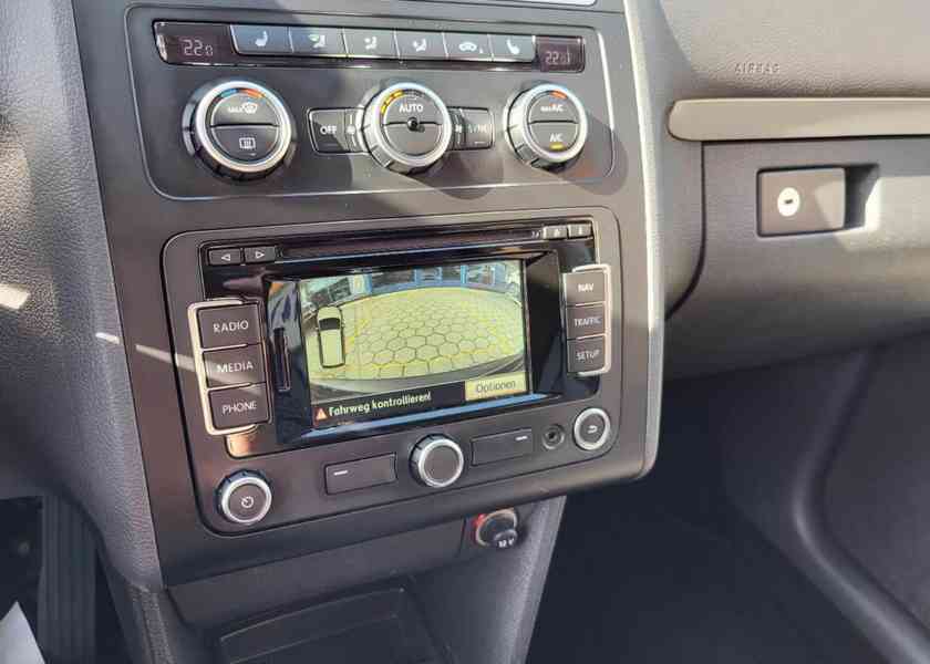 Volkswagen Touran 2.0 TDI Life DSG 103kw - foto 10