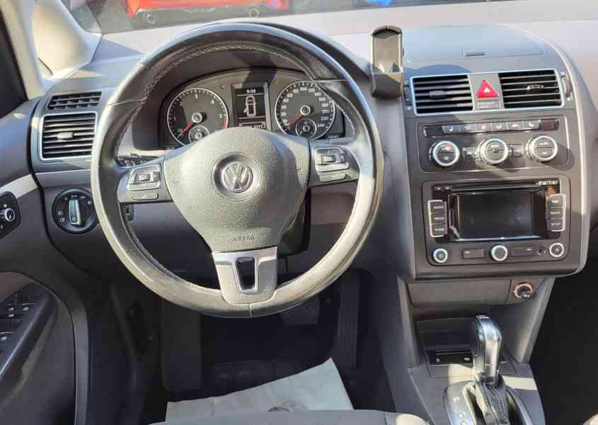 Volkswagen Touran 2.0 TDI Life DSG 103kw - foto 8