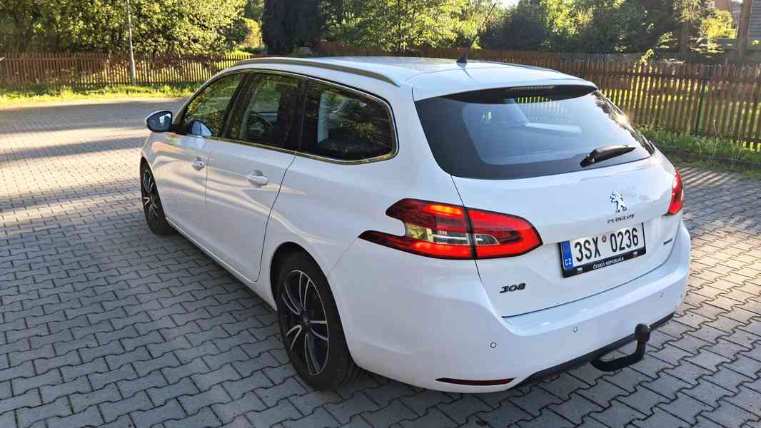 Peugeot 308 SW 1,6 bluehdi, 5,6l/100km - foto 5