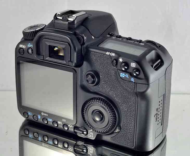 Canon EOS 40D **10,1Mp CMOS*Live View* 15000 Exp. - foto 6