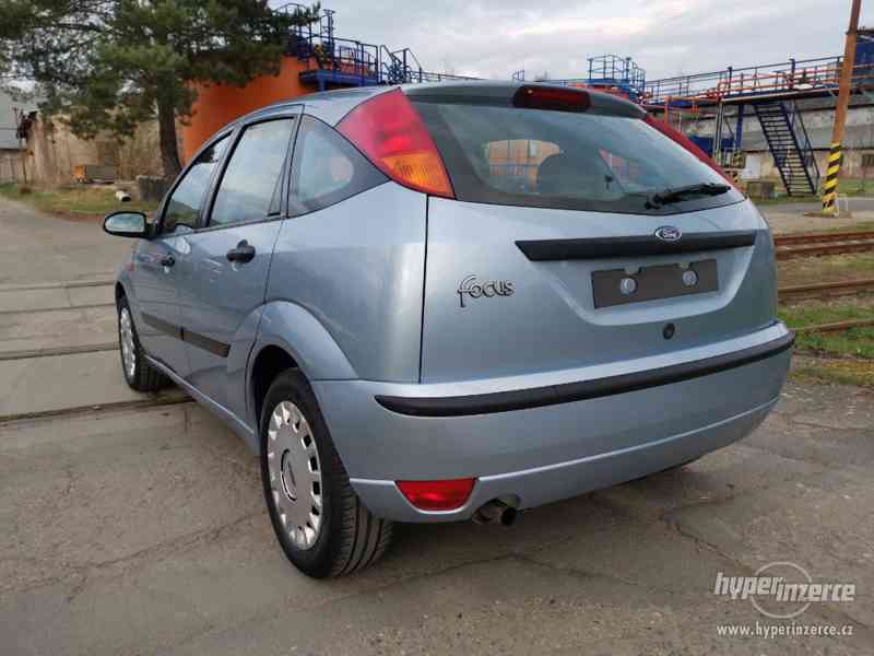 Ford Focus I 1.6 74KW facelift,,rok 2004.POUZE 107tis. km - foto 8