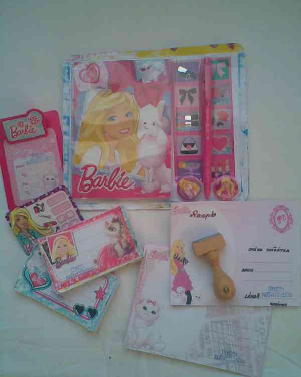 Barbie veterina se zvířátky - foto 15