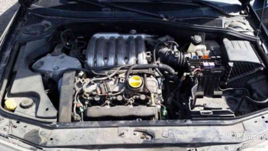 Renault Laguna 3.0i V6 Kw 152 r.v. 2003 - foto 7