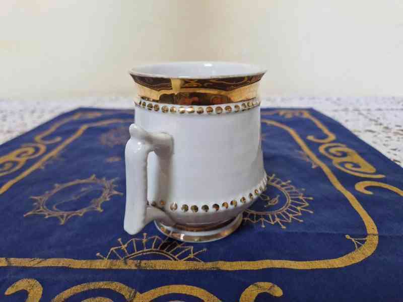 Sbírkový secesní porcelánový Hrnek Mušlák - foto 6