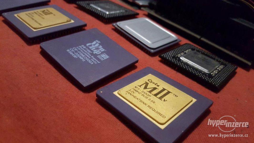 Zbierka retro CPU procesorov - foto 2