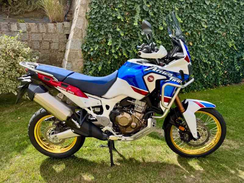 Honda Africa Twin CRF1000L 30th Anniversary Adventure Sports - foto 2