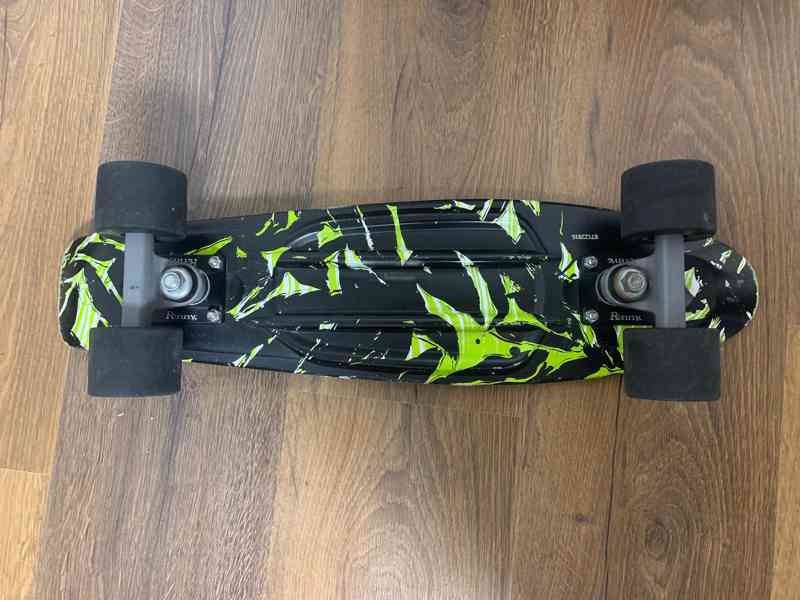 Penny 22 / ShadowJungle ORIGINAL Penny board - bazar - Hyperinzerce.cz
