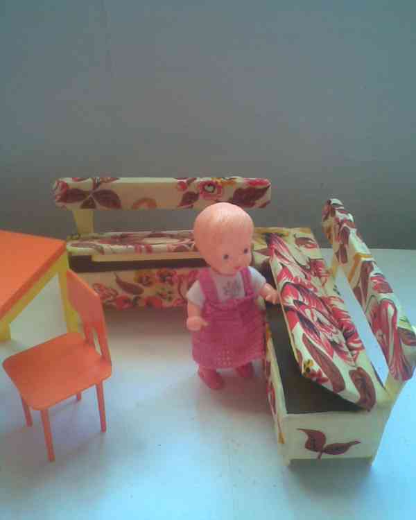 Retro zařízený domeček - foto 30