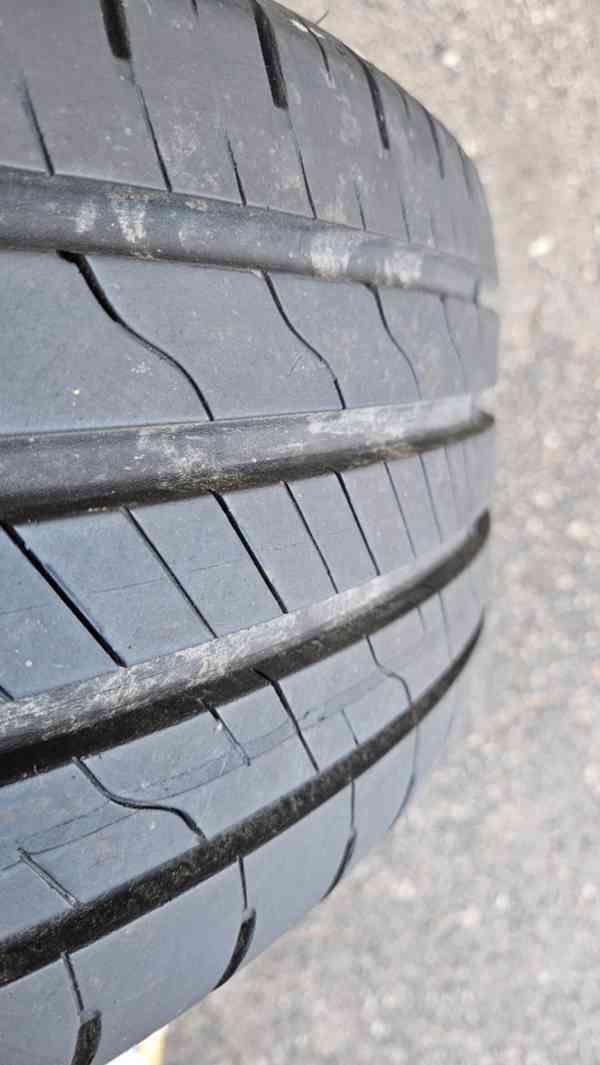 Alu kola originál BMW 17" s pneu Goodyear – 5x120  Cena: 7 9 - foto 4