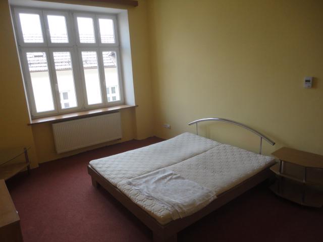 Pronájem 2+1, ulice Dornych, centrum (u Vaňkovky), 85 m2, ko - foto 3