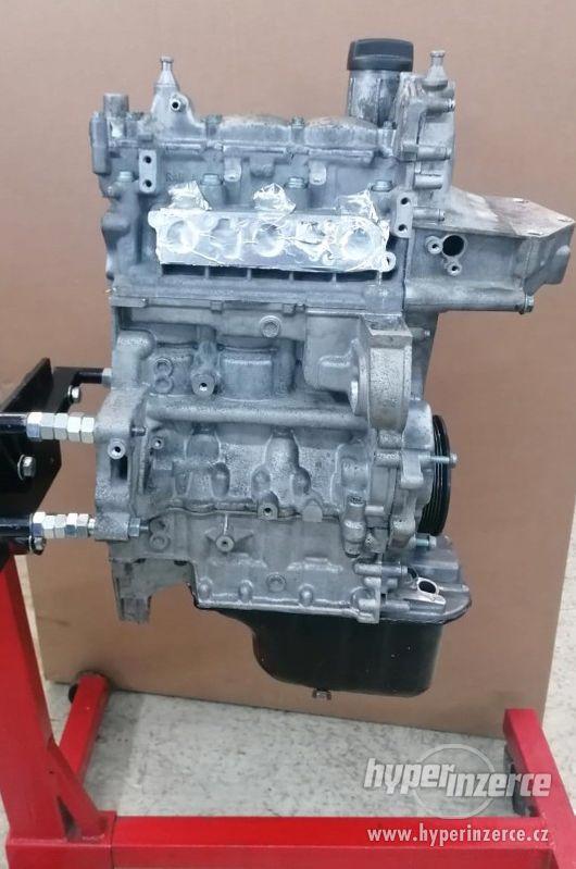 Kompletní repasovaný motor 1.2 HTP 6V 40KW Kód AWY, BMD - foto 2