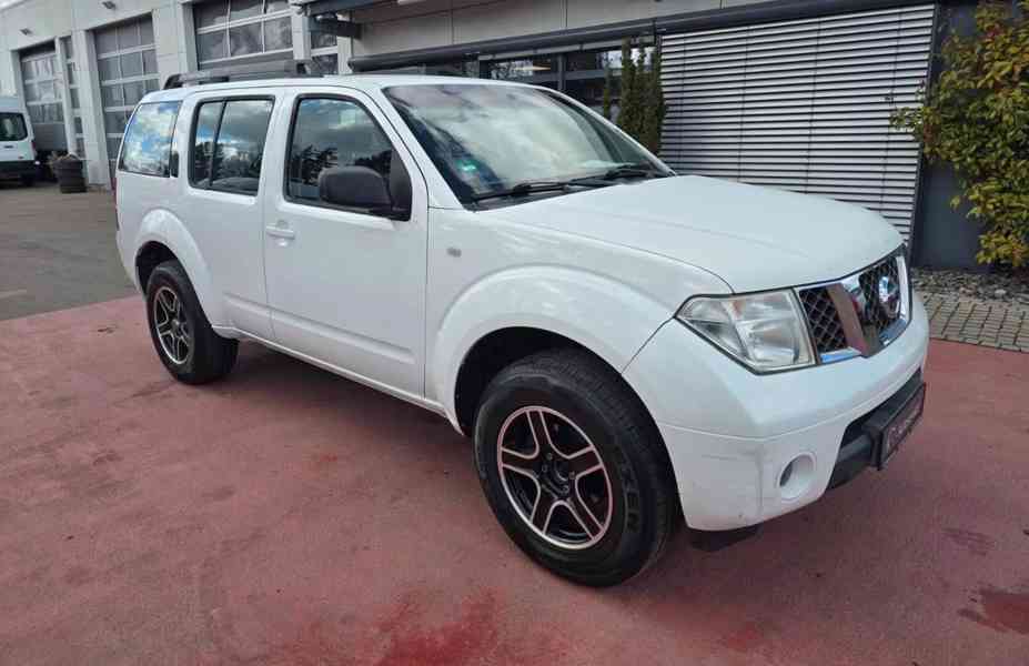 Nissan Pathfinder 2.5 dCi 126kw - foto 17