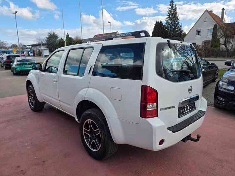 Nissan Pathfinder 2.5 dCi 126kw - foto 10