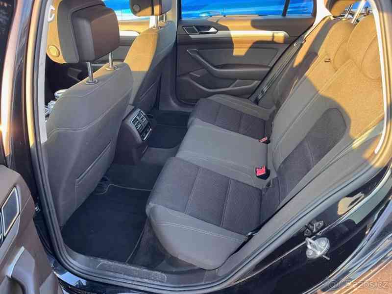Volkswagen Passat 2,0 - foto 3