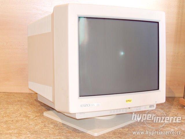 Prodám starý 17" CRT monitor EIZO - foto 1