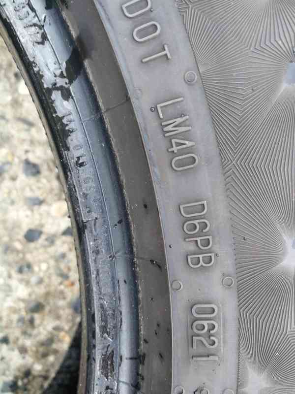 pneu Continental 225 50 R17 Y - bazar - Hyperinzerce.cz